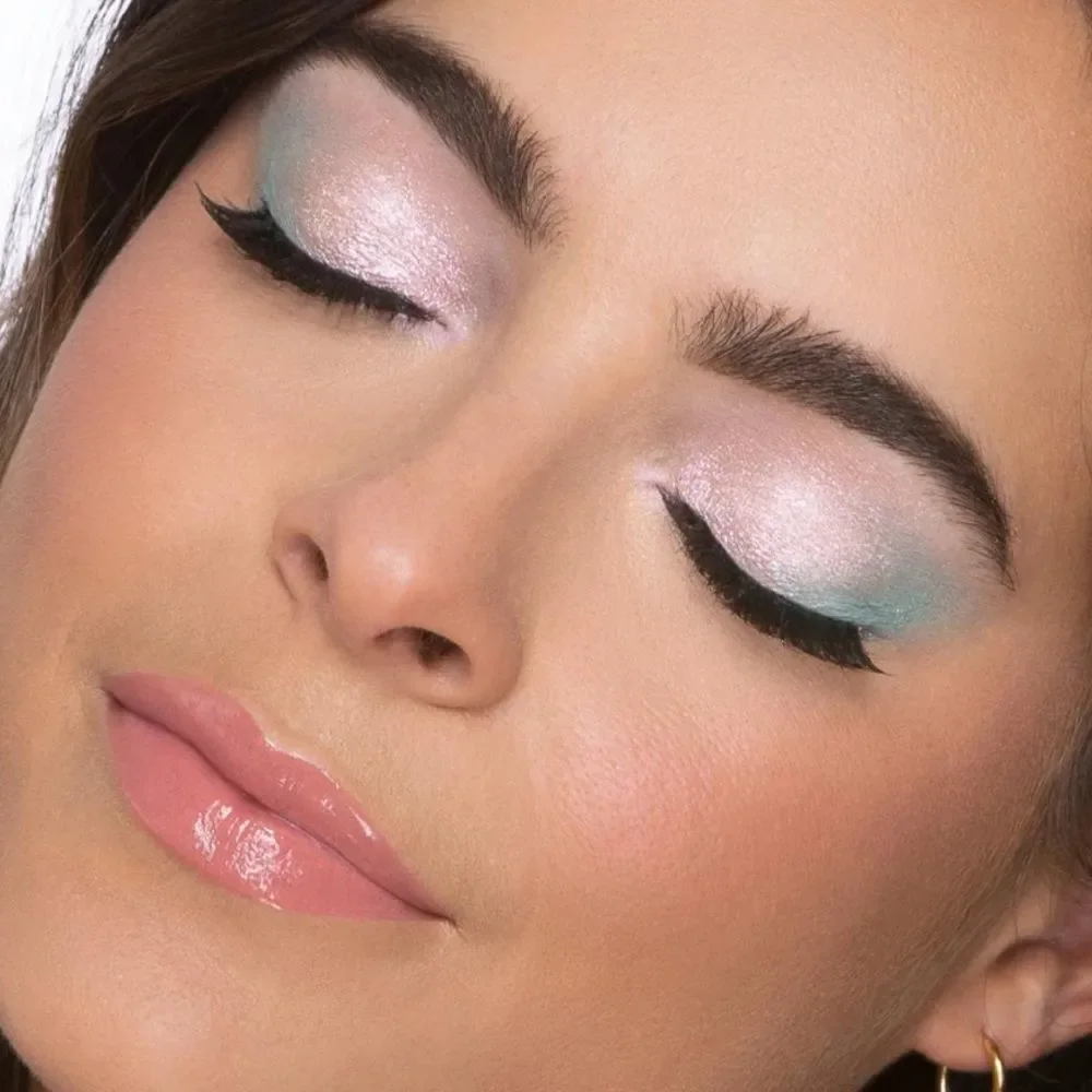 Too Faced Too Femme Ethereal Eye Shadow Palette NWT - Picture 4 of 12